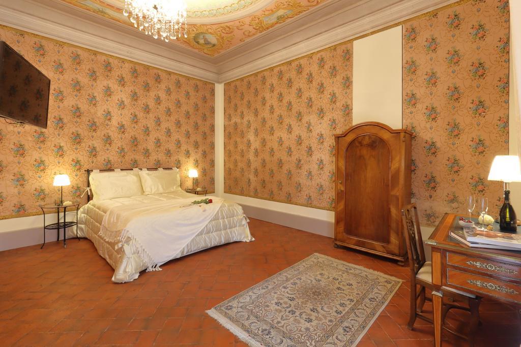 Dimora Bandinelli Bed & Breakfast Florence Room photo